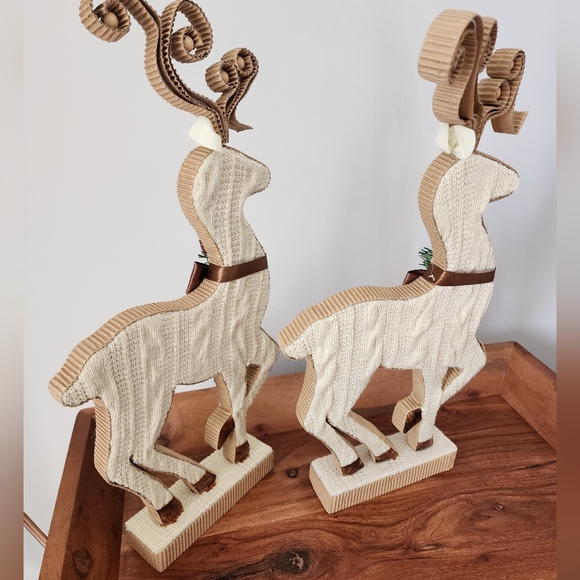 2 Target Holiday Reindeer Set - Picture 4 of 4